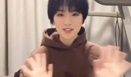 爆料头发剪短视频大全集,揭秘热门头发剪短视频大全集